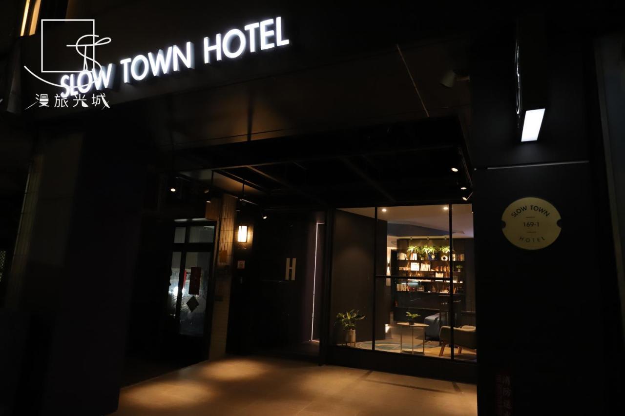 Slow Town Hotel-Glowing Taichung Eksteriør bilde