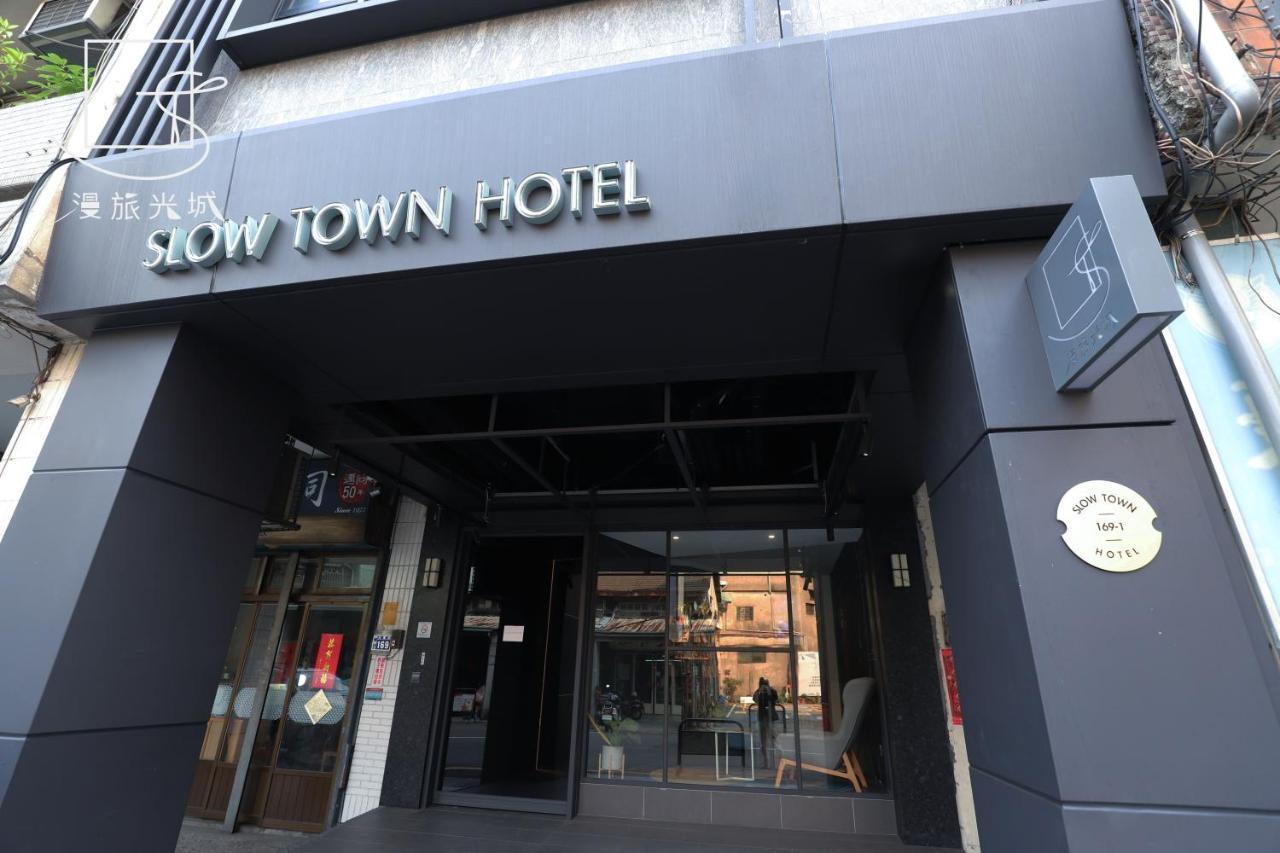Slow Town Hotel-Glowing Taichung Eksteriør bilde